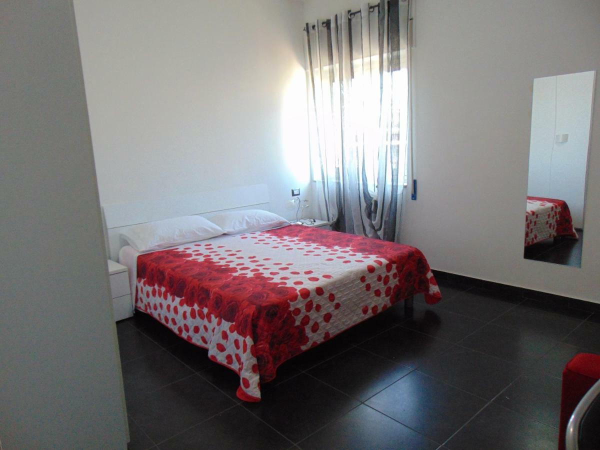 B&B Etna'S Tourist Κατάνια Εξωτερικό φωτογραφία